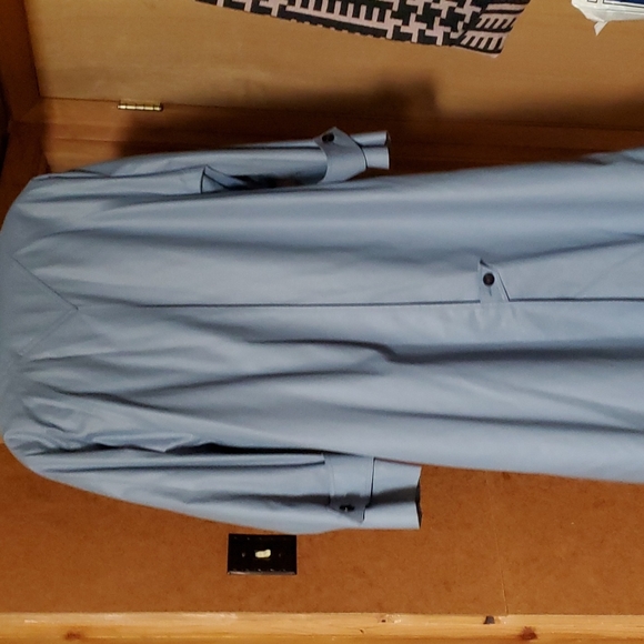 Coat - Picture 6 of 11